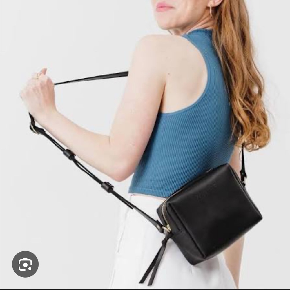 Discontinued Portland Leather Company Mesa Crossbody